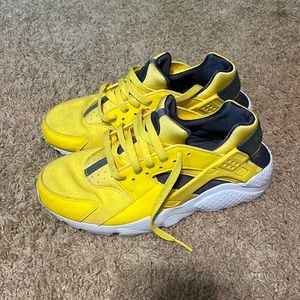 Yellow Nike Hurauches